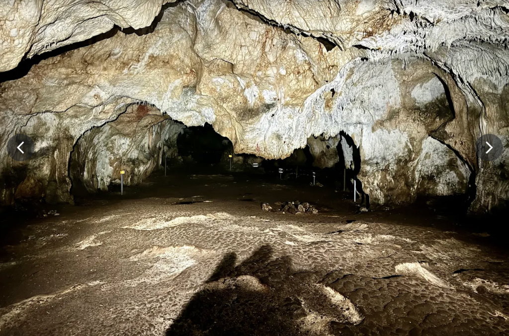 Cuevas de Actun Kan, Peten, Guatemala
